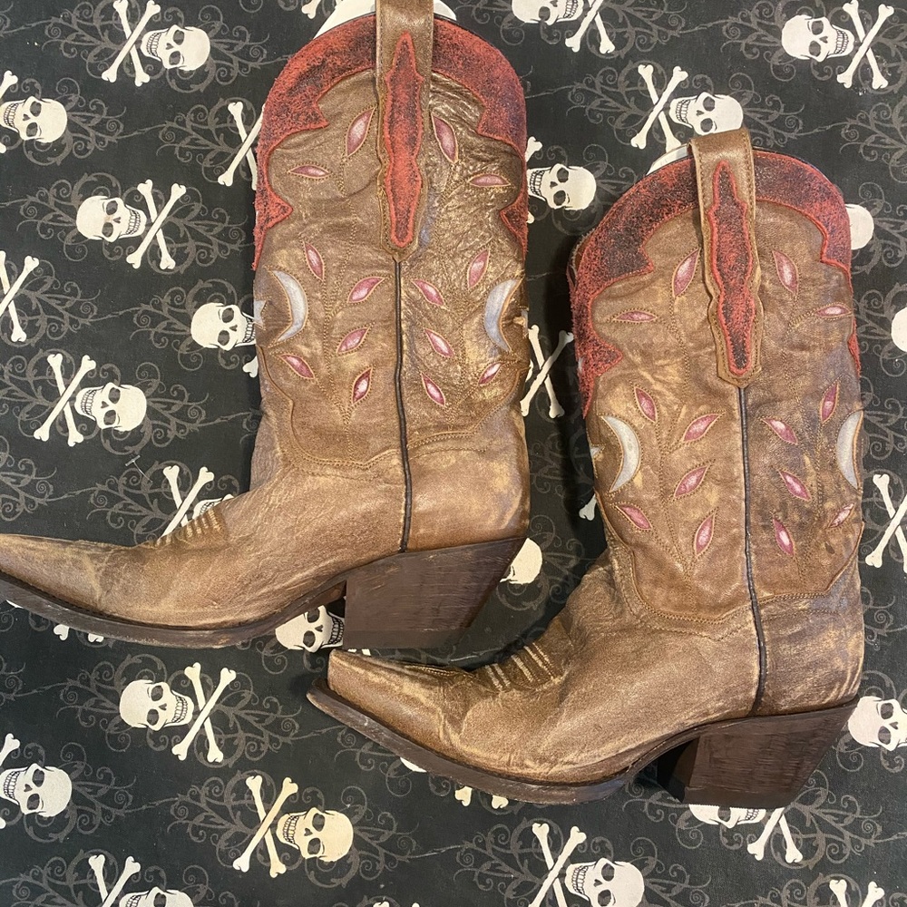 Dan Post Boots moon & stars inlay DP3510 Sz 6